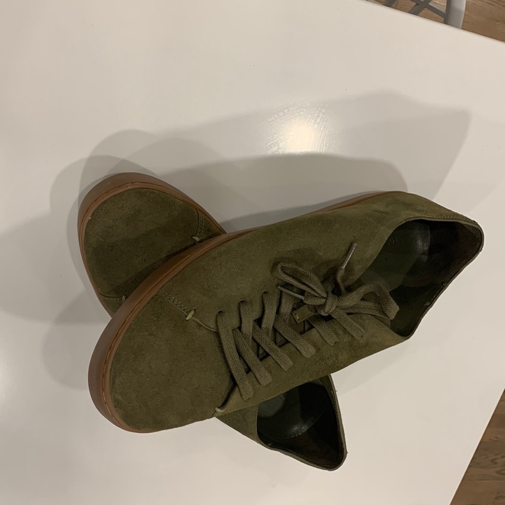 Michael Kors Mens Suede Olive Sneakers